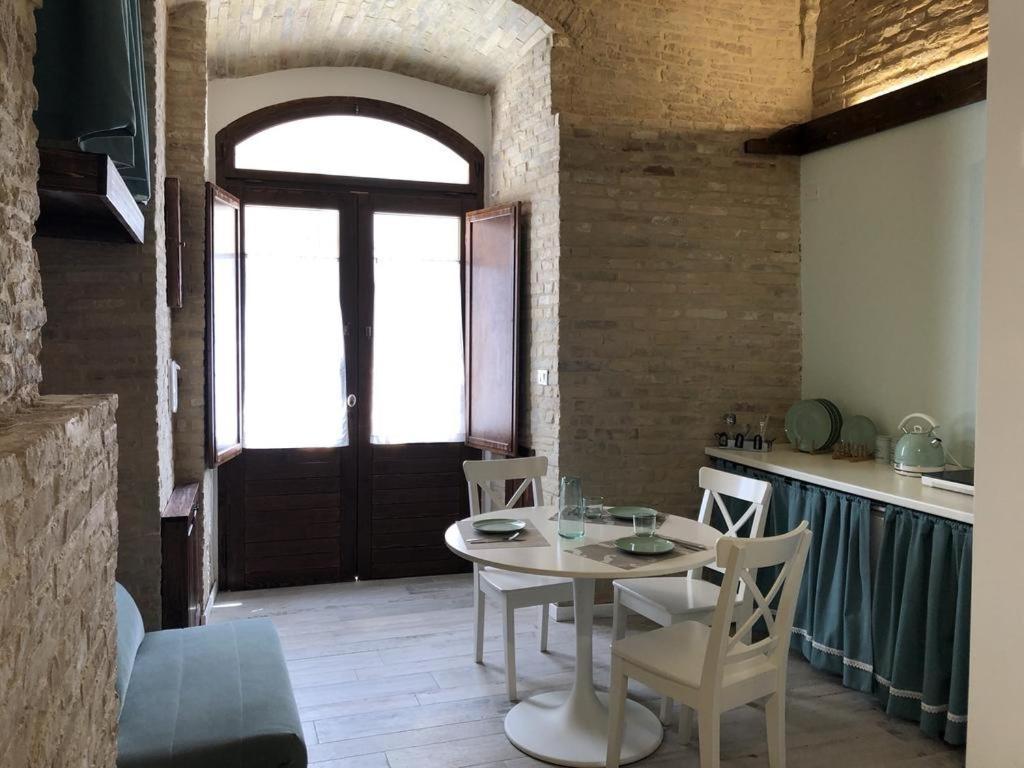 Le Volte Nel Borgo Apartment Termoli Ngoại thất bức ảnh