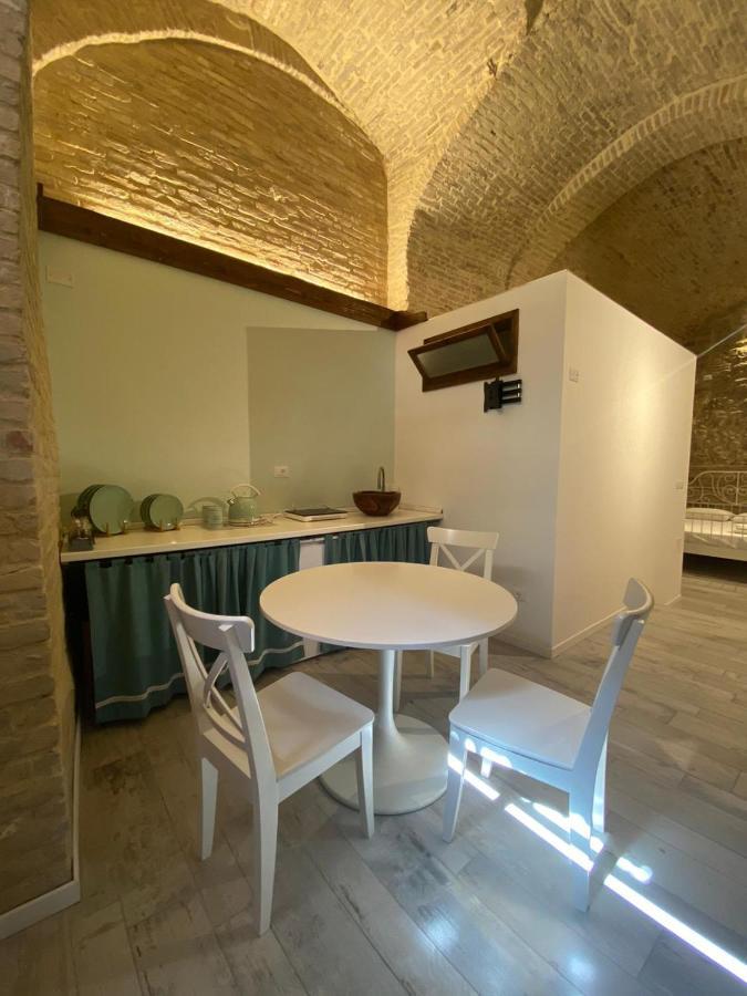 Le Volte Nel Borgo Apartment Termoli Ngoại thất bức ảnh